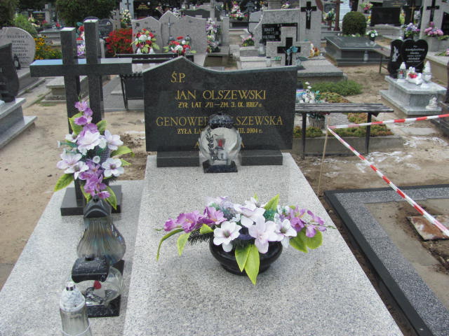 Grób Genowefa Olszewska